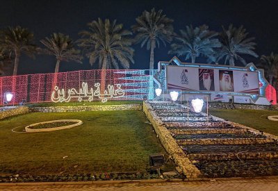 البلدية الشمالية  تزين الشوارع  بالزينة والأنوار بمناسبة  الأعياد الوطنية