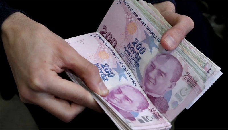 لمواجهة أزمة الليرة التركية.. "قرار مهم" من أردوغان