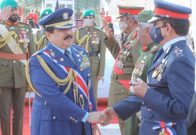 شهداؤنا وهبوا أرواحهم فداء للبحرين في ساحة الشرف وميدان البطولة