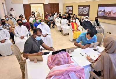 بالصور: الإسكان تواصل توزيع وحدات المدن الجديدة على المنتفعين