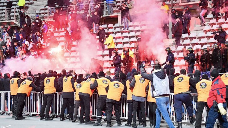 كأس فرنسا.. إلغاء مباراة بسبب شغب الجماهير
