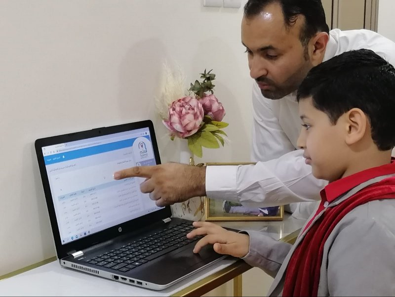 أولياء أمور: في أعياد الوطن.. نقف تقديراً لمن ضمن استدامة التعليم