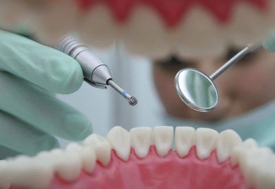 إنشاء مركز حكومي متخصص في طب الأسنان