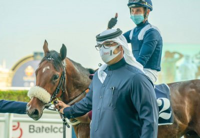 عيسى بن سلمان يشهد السباق الـ 11 للخيل