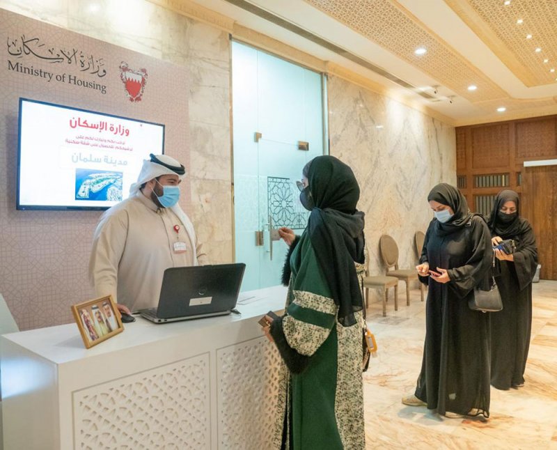 بالصور: توزيع البيوت تتم بوتيرة متسارعة