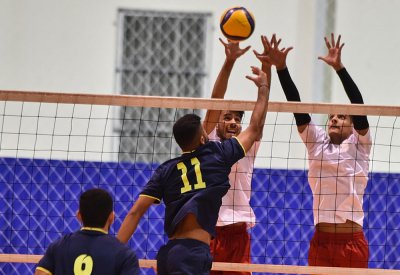 البحرين للتكنولوجيا يتألق أمام الأهلية في افتتاح منافسات الطائرة 