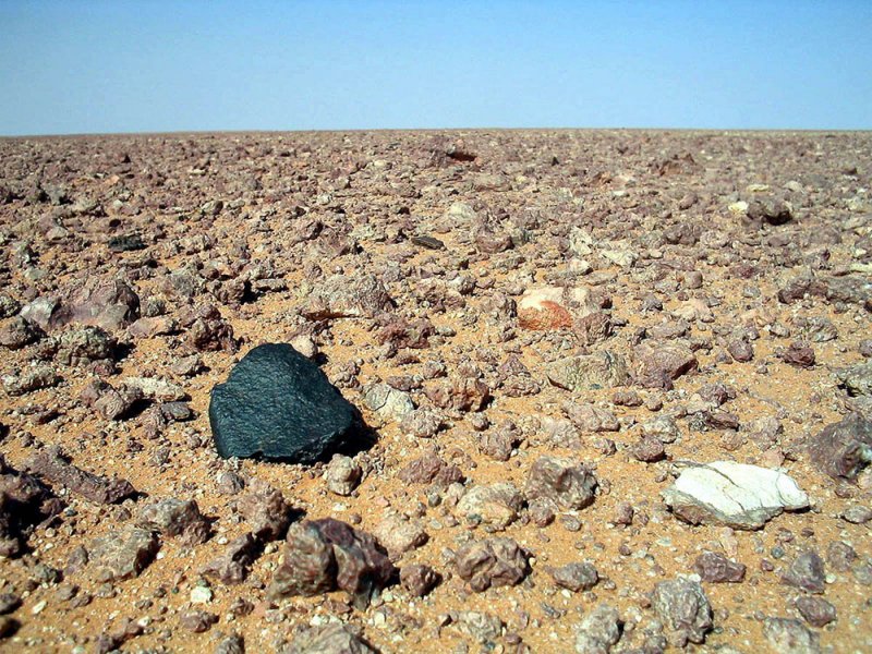 عمان تستكمل مشروع استعادة النيازك