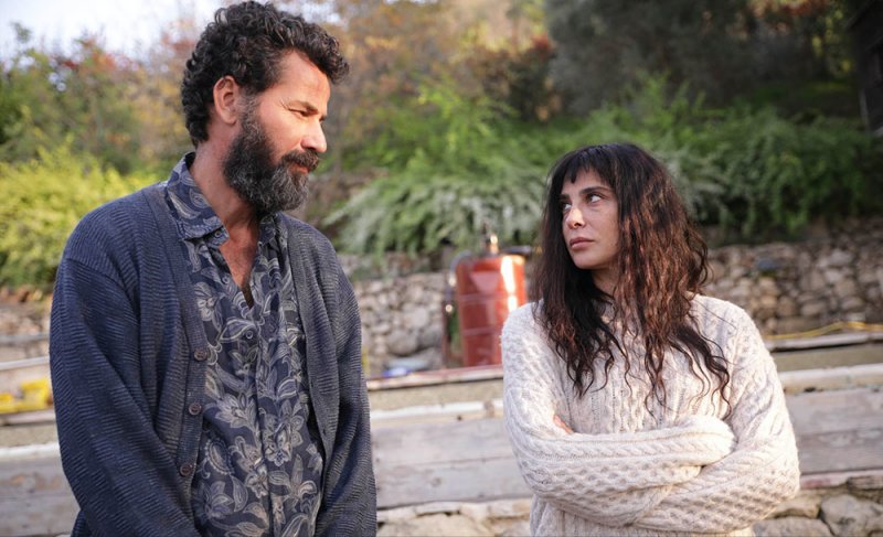 الفيلم اللبناني "كوستا برافا" إخراج منية عقل يُعْرض تجارياً