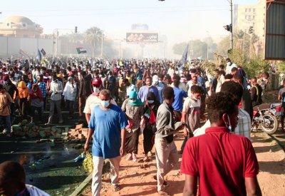 إغلاق جسور وطرقات.. السودان على موعد مع مظاهرات جديدة