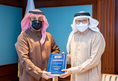 وزير الخارجية يستقبل رئيس البعثة الدائمة لمجلس التعاون لدى الأمم المتحدة