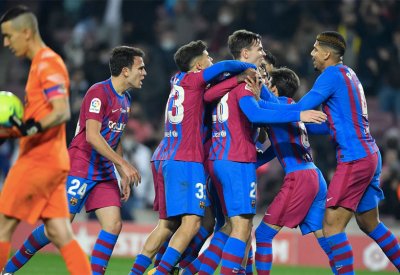 برشلونة.. لاعبون جدد ينضمون إلى "قائمة كورونا"