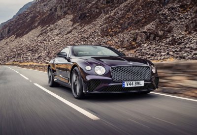 Bentley تطرح GT Mulliner Blackline المتميّزة بلمسات داكنة