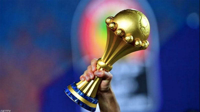 أسطورة إنجلترا ينتقد التعامل "العنصري" مع كأس أمم أفريقيا