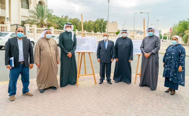 وزير الأشغال يطلع على عددٍ من المشاريع التطويرية والخدمية في محافظة المحرق