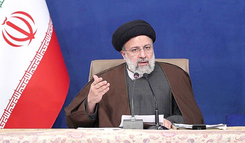 الرئيس الإيراني: “أميركا تسير نحو الأفول”