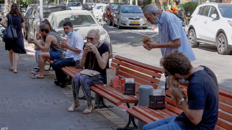 الوجه الآخر لـ"أوميكرون".. هذا تأثيره على "مناعة القطيع"
