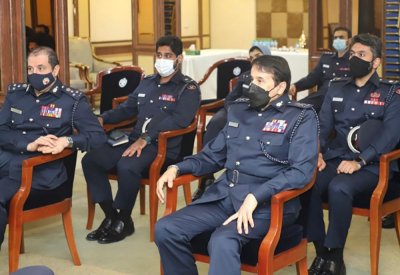المفتش العام يقوم بزيارة تفقدية للموارد البشرية