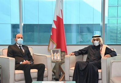 وزير الصناعة يستقبل سفير تونس