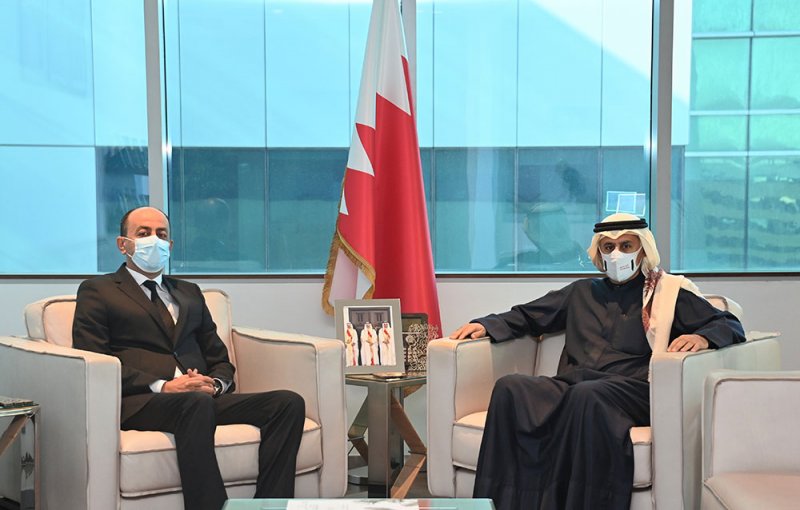 وزير الصناعة يستقبل سفير تونس