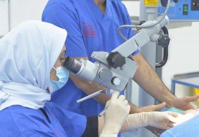 مجمع السلمانية الطبي يُنهي قائمة انتظار مرضى زراعة القوقعة الإلكترونية