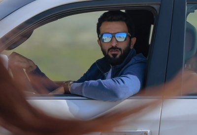 ناصر بن حمد يشهد انطلاق بطولة خالد بن حمد للقدرة ويشيد بالمستويات