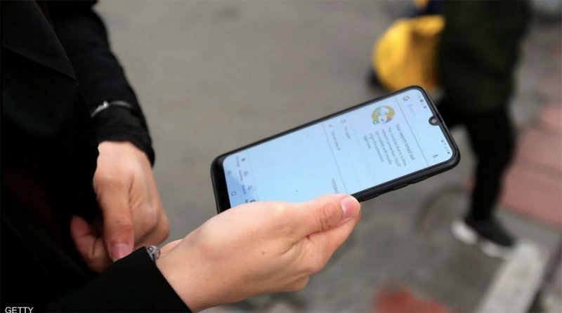 إيران تقيّد تطبيقات الإنترنت.. "قمع جديد" بنص القانون