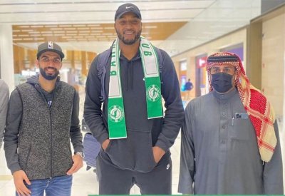 "البحرين" يستقبل عملاق السلة بيتمان