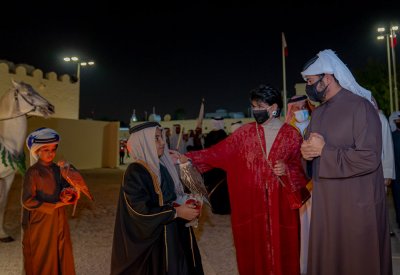 فيديو البلاد: "برقع الطير" يُلهم الفنانة الشيخة هلا