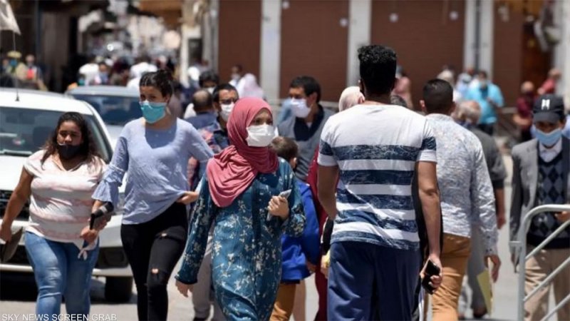 دولة عربية تجاوزت مليون إصابة بكورونا.. أوميكرون يفرض سيطرته