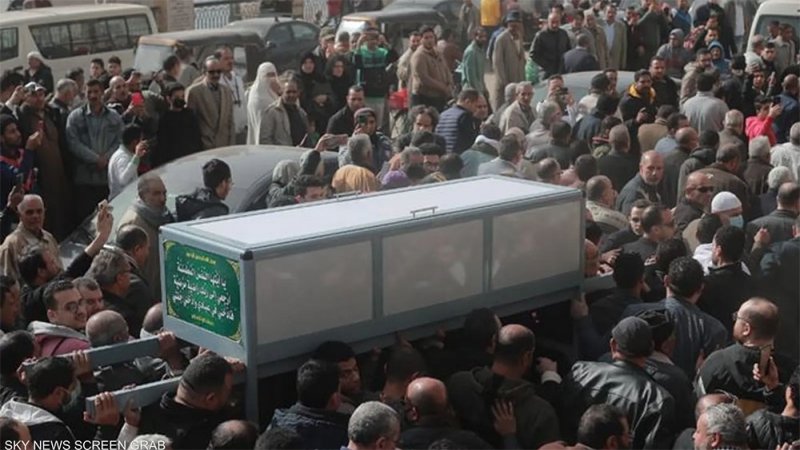 بالصور: تشييع وائل الإبراشي من مسقط رأسه بالدقهلية
