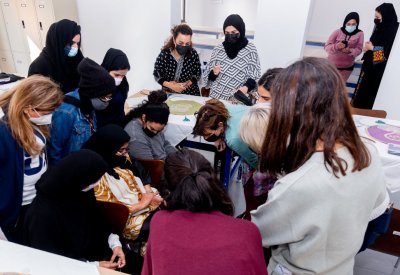 انطلاقة برامج مركز الجسرة للحرف للعام 2022