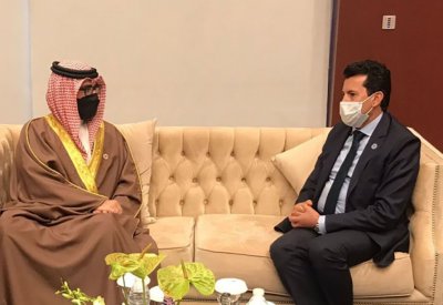وزير شؤون الشباب والرياضة يلتقي وزير الشباب والرياضة المصري