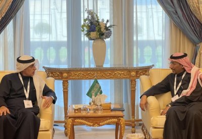 وزير الصناعة والتجارة والسياحة يلتقي وزير الصناعة والثروة المعدنية بالمملكة العربية السعودية