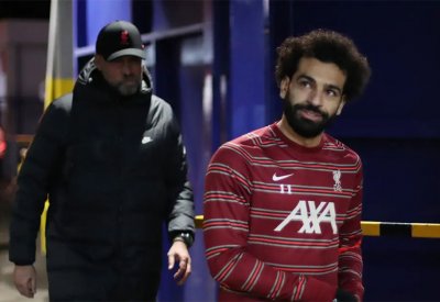 كلوب: صلاح "عظيم".. وسيبقى معنا عاماً ونصف على الأقل