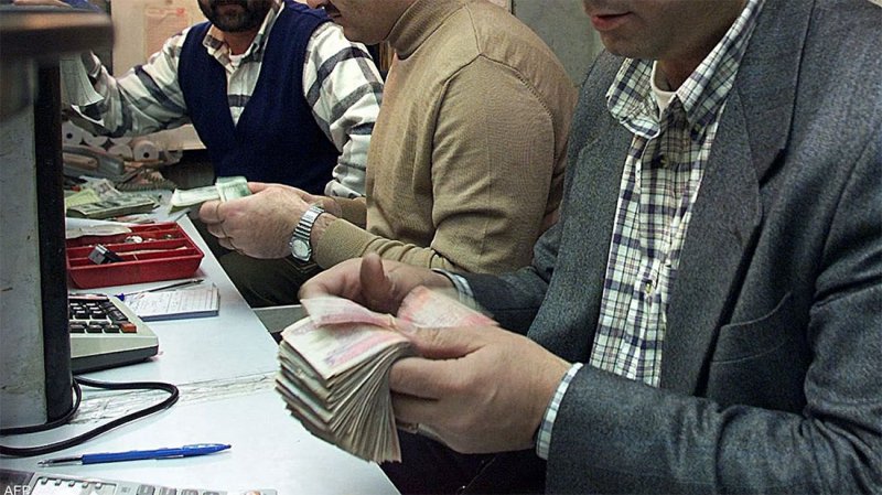 الأردن.. بعد عقود من الفقر تعثر في حسابها على 45 ألف دينار