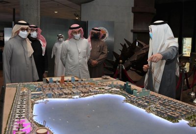 وزير الصناعة يزور الهيئة الملكية للجبيل ويطلع على خبراتهم وتجاربهم ويزور عدد من المصانع التي قامت الهيئة الملكية بتنسيقها