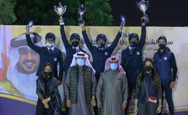 بطولة خالد بن حمد لقفز الحواجز: العلوي والصالحي يتوجان فارس فريق وزارة الداخلية البستكي بلقب المسابقة الكبرى