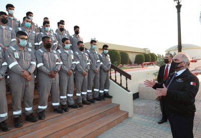 الدكتور عبدالرحمن جواهري يلتقي دفعة جديدة من موظفي بابكو