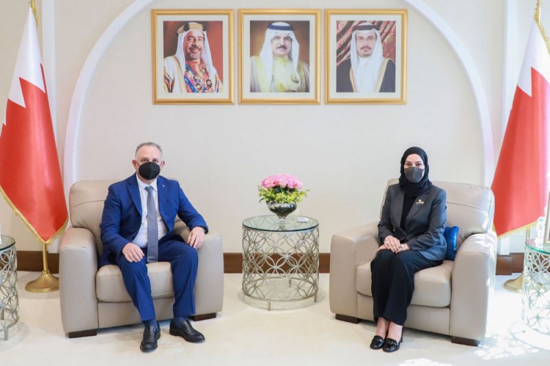 تعزيز التعاون البرلماني بين البحرين وإيطاليا دعما للمشاريع التنموية المشتركة