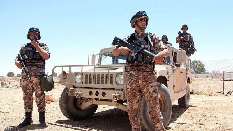 الأردن: مقتل ضابط وإصابة 3 جنود بإطلاق نار على حدود سوريا