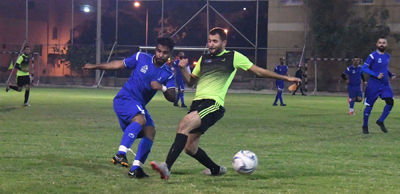 مواجهة ساخنة بين الكهرماء وجارمكو في دوري الشركات الكروي