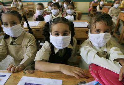 بعد مخاوف أوميكرون في مصر.. وزير التعليم يعلن "موقف الدراسة"