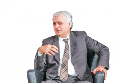 البحرين في أرقام: حاجي.. دخول أول كمبيوتر للبحرين بعد اكتشاف النفط بعامين