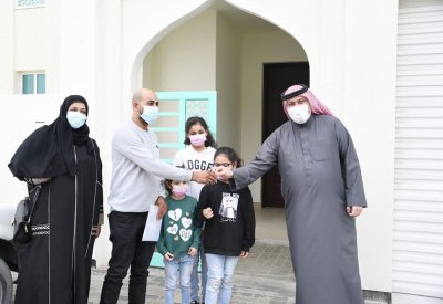 الإسكان تواصل توزيع 2000 وحدة سكنية إضافية في "شرق سترة" و"شرق الحد" وفق الجدول الزمني