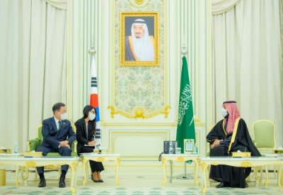 ولي العهد السعودي يعقد جلسة مباحثات رسمية مع رئيس كوريا الجنوبية