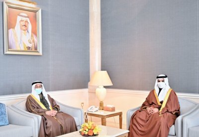 سمو الشيخ محمد بن مبارك يستقبل سفير مملكة البحرين لدى المملكة العربية السعودية