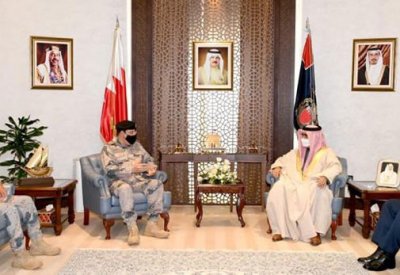 وزير الداخلية يستقبل مدير عام حرس الحدود السعودي