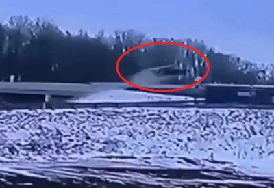 بالفيديو: المسلسل الأميركي صار حقيقة.. سيارة تطير في الهواء