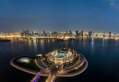 11 لوحة بصرية وموسيقية وشعرية تجسد سيرة الشارقة عبر عرض "سرد المكان"