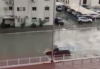 وزارة المالية تودع مبالغ التعويضات للمتضررين من مياه الأمطار في اللوزي
